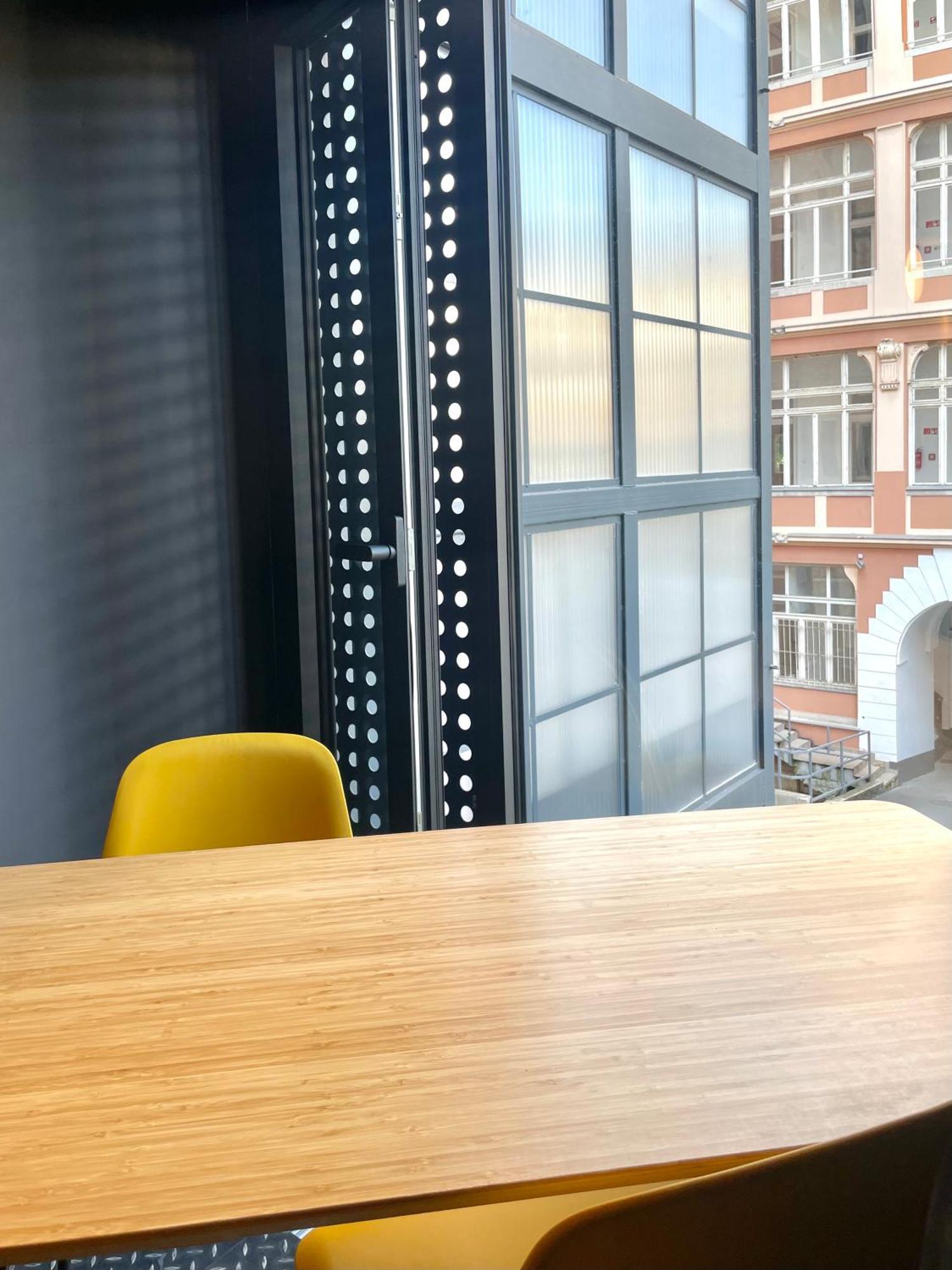 Studio Apartment By Hi5- Rottenbiller Apartment Budapest Ngoại thất bức ảnh